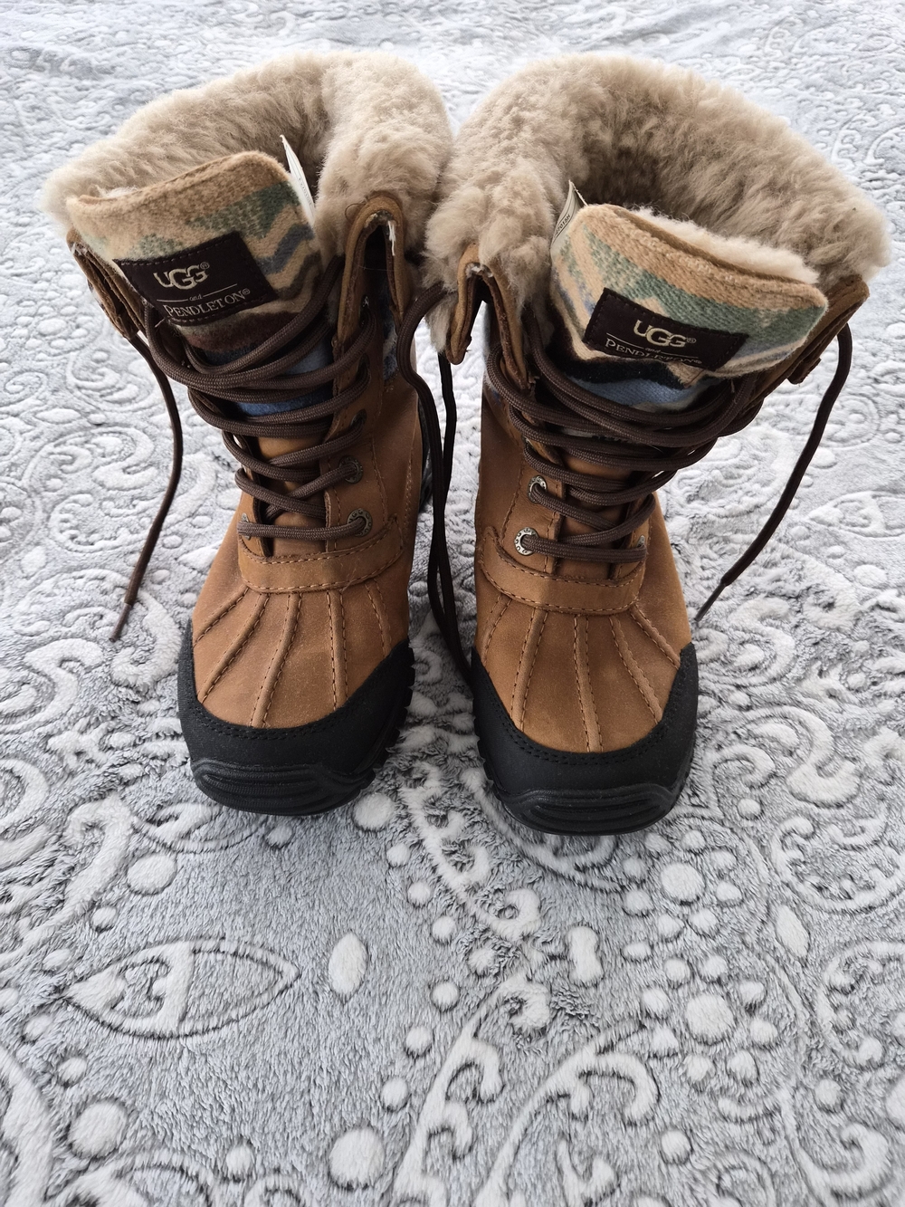 UGG Pendleton Kids Brown Shearling-Lined Winter Boots